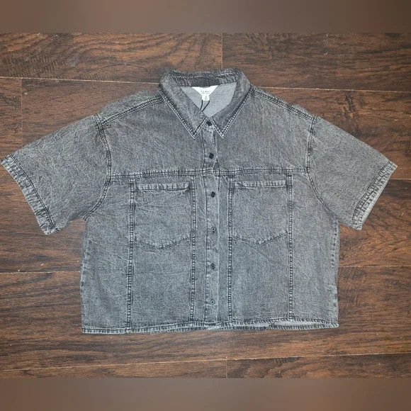 Nicole Miller New York-Black Denim Oversized Crop Button Up Size Large - Picture 5 of 6